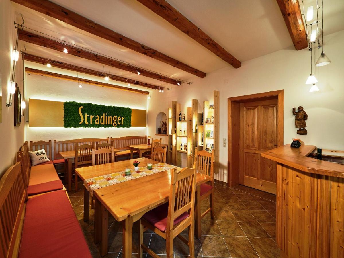 Asbacher Klosterkeller Stratzing エクステリア 写真